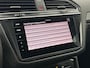Volkswagen Tiguan 1.5 TSI 150pk DSG R-Line Business+ Black Style Trekhaak Camera Head-Up Keyless Virtual Cockpit Navigatie Panoramadak