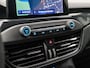 Ford Focus 1.0 EcoBoost ST Line (APPLE CARPLAY, GROOT NAVI, LED KOPLAMPEN, GETINT GLAS, SPORTSTOELEN, PARKEERSENSOREN, ZWART HEMEL, CRUISE, NIEUWE APK, NIEUWSTAAT)