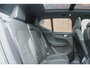 Volvo XC40 T5 Automaat Recharge R-Design, | Electrisch verwarmbare voorruit | Panoramisch schuif/kantel dak | Interieur Voorverwarming | Electrisch bedienbare Voorstoelen met memorie-functie| Premium Audio | Park Assist voor en Achter| Verwarmbare Voorstoelen.