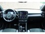 Volvo XC40 T5 Automaat Recharge R-Design, | Electrisch verwarmbare voorruit | Panoramisch schuif/kantel dak | Interieur Voorverwarming | Electrisch bedienbare Voorstoelen met memorie-functie| Premium Audio | Park Assist voor en Achter| Verwarmbare Voorstoelen.