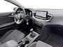 Kia Ceed Sportswagon 1.5 T-GDi DynamicLine | Navigatie | Climate control | Telefoon verbinding | Parkeer censoren voor + achter | 140 pk
