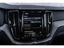 Volvo XC60 2.0 T6 Plug-in hybrid AWD Ultra Dark | Trekhaak | Harman Kardon Audio | Schuif- / Kanteldak | Stoel- / Stuurverwarming Voor + Achter | 360 Camera | Adaptive Cruise | Long Range | Google | Carplay | Dodehoekdetectie