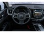 Volvo XC60 2.0 T6 Plug-in hybrid AWD Ultra Dark | Trekhaak | Harman Kardon Audio | Schuif- / Kanteldak | Stoel- / Stuurverwarming Voor + Achter | 360 Camera | Adaptive Cruise | Long Range | Google | Carplay | Dodehoekdetectie