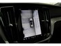 Volvo V60 2.0 T6 Plug-in hybrid AWD Plus Dark Trekhaak | Visual Park Assist | Harman Kardon | Voorruitverwarming | Elektrisch verstelbare voorstoelen met geheugen | Apple Carplay | Android Auto | Google Maps | Google Assistant | Blis | 18 Inch | Keyless