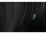 Volvo V60 2.0 T6 Plug-in hybrid AWD Plus Dark Trekhaak | Visual Park Assist | Harman Kardon | Voorruitverwarming | Elektrisch verstelbare voorstoelen met geheugen | Apple Carplay | Android Auto | Google Maps | Google Assistant | Blis | 18 Inch | Keyless