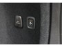 Volvo V60 2.0 T6 Plug-in hybrid AWD Plus Dark Trekhaak | Visual Park Assist | Harman Kardon | Voorruitverwarming | Elektrisch verstelbare voorstoelen met geheugen | Apple Carplay | Android Auto | Google Maps | Google Assistant | Blis | 18 Inch | Keyless