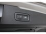 Volvo V60 2.0 T6 Plug-in hybrid AWD Plus Dark Trekhaak | Visual Park Assist | Harman Kardon | Voorruitverwarming | Elektrisch verstelbare voorstoelen met geheugen | Apple Carplay | Android Auto | Google Maps | Google Assistant | Blis | 18 Inch | Keyless