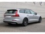 Volvo V60 2.0 T6 Plug-in hybrid AWD Plus Dark Trekhaak | Visual Park Assist | Harman Kardon | Voorruitverwarming | Elektrisch verstelbare voorstoelen met geheugen | Apple Carplay | Android Auto | Google Maps | Google Assistant | Blis | 18 Inch | Keyless