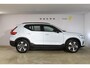 Volvo XC40 B4 211PK Automaat Plus Dark / Navigatie / Adaptive Cruise / Harman Kardon / Stuur & Stoelverwarming / Elektrische achterklep / Achteruitrijcamera / Trekhaak / Elektrische stoelverst. met geheugen