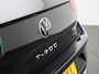Volkswagen T-Roc 1.5 TSI Life Edition | 150 PK | Automaat | Navigatie | Keyless | Airco | Trekhaak | Blindspot Sensoren