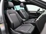 Volkswagen Passat Variant 1.5 TSI R-Line Business + | 150 PK | Trekhaak | Lederen Bekleding | Navigatie PRO (Groot Scherm) | Digital Cockpit | Keyless | Stoelverwarming | Climatronic (Automatische Airco) | Parkeercamera
