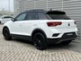 Volkswagen T-Roc 1.5 TSI 150PK Sport / Digitale Cockpit Pro / Panoramadak / Afneembare Trekhaak / Black Style / Elektrische Achterklep / Stoelverwarming / Dodehoek Sensor