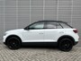 Volkswagen T-Roc 1.5 TSI 150PK Sport / Digitale Cockpit Pro / Panoramadak / Afneembare Trekhaak / Black Style / Elektrische Achterklep / Stoelverwarming / Dodehoek Sensor