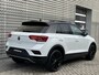 Volkswagen T-Roc 1.5 TSI 150PK Sport / Digitale Cockpit Pro / Panoramadak / Afneembare Trekhaak / Black Style / Elektrische Achterklep / Stoelverwarming / Dodehoek Sensor