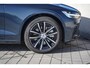 Volvo V60 2.0 T6 Plug-in hybrid AWD Plus Dark | Verwarmbare voorruit | Trekhaak | 360 Camera | Harman/Kardon Audio | Sportstoelen met Geheugen |