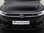 Volkswagen T-Roc 1.5TSI/150PK R-Line Blackstyle DSG · Navigatie · Apple/Android · Stoel-&stuurverwarming · Garantie tot 12-01-2030 of 100000km.