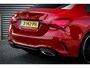 Mercedes-Benz A-klasse 180 AMG | Rijassistentiepakket | Panoramadak | Stoelverwarming | Achteruitrijcamera