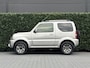 Suzuki Jimny 1.3 EXCLUSIVE, AIRCO, NAVI, LEDER, TREKHAAK, DAKRAILS, ELEKTRISCHE RAMEN, LICHTMETAAL 15"
