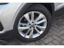 Volkswagen T-Cross 1.0 TSI DSG-7 115PK Life Edition | APP CONNECT | CLIMATE CONTROL | ADPT. CRUISE | 17 INCH | LED | 4JR VW GARANTIE