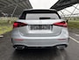 Mercedes-Benz A-klasse 180 Business Solution AMG | Night | Panoramaschuifdak | Achteruitrijcamera | Sfeerverlichting | MULTIBEAM LED | 19 inch AMG-velgen |