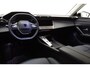 Peugeot 308 SW 1.2 PureTech 130pk Allure | Cruise Control Adaptief met Stop&Go | Rondom Zicht Camera | Verwarmde voorstoelen | Keyles Entry | Apple Carplay/Android Auto