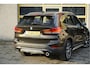 BMW X1 sDrive20i 192PK! Automaat VDL Nedcar Edition Executive BJ2020 Lmv 18" | Led | Pdc | Navi | Sideskirts | Head-Up display | Elek. achterklep | Climate control | Cruise control | Lederen bekleding | Verwarmde voorstoelen | Zwarte hemel | Getint glas