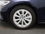 BMW 3-Serie Touring 330e Business Edition Plus | Automaat | Navigatie | Apple Carplay / Android Auto | Achteruitrijcamera | Elektrische Achterklep | Verwambare Stoelen | Virtual Cockpit | DAB | Blind Spot Monitoring | Lichtmetalen Velgen |