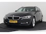 BMW 3-Serie Touring 316i Executive Sport | NAP | Navigatie | Airco | Cruise Control | Trekhaak | Elek. Bagageklep | Sportstoelen |