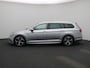 Volkswagen Passat Variant 1.5 TSI Business R | PANORAMADAK | ELEKTRISCHE KOFFERKLEP | ACHTERUITRIJCAMERA | STOELVERWARMING | APPLE CARPLAY | KEYLESS | ADAPTIVE CRUISE CONTROL | CLIMATE CONTROL |