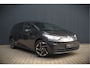 Volkswagen ID.3 Life 58 kWh | Stoelverwarming | Stuurverwarming | Adaptive Cruise Control | Navigatie | Standkachel | Keyless | Parkeersensoren | LED | Apple Carplay | BTW |