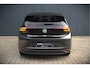 Volkswagen ID.3 Life 58 kWh | Stoelverwarming | Stuurverwarming | Adaptive Cruise Control | Navigatie | Standkachel | Keyless | Parkeersensoren | LED | Apple Carplay | BTW |