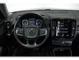 Volvo XC40 T3 Automaat Momentum | Semi Electrische wegklapbare trekhaak | 360° Parkeercamera | BLIS | Parkeersensoren voor + achter | Adaptive cruise control | Climate Control | Navigatie | Dealeronderhouden |
