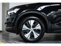 Volvo XC40 T3 Automaat Momentum | Semi Electrische wegklapbare trekhaak | 360° Parkeercamera | BLIS | Parkeersensoren voor + achter | Adaptive cruise control | Climate Control | Navigatie | Dealeronderhouden |