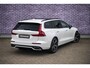 Volvo V60 2.0 B3 R-Design | Panoramadak | Parkeercamera | Parkeersensoren V + A | Adaptieve Cruise Control | Dode Hoek Detectie |