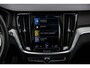 Volvo V60 2.0 B3 R-Design | Panoramadak | Parkeercamera | Parkeersensoren V + A | Adaptieve Cruise Control | Dode Hoek Detectie |