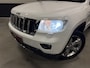 Jeep Grand Cherokee 3.6 V6 Overland PANO/LUCHTVERING/TREKHAAK/LEER+VENTILATIE/ACC/CAMERA/20"LMV/1E EIGENAAR/VOLLEDIGE HISTORIE/UNIEKE AUTO/TOPCONDITIE/ABSOLUTE NIEUWSTAAT