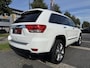 Jeep Grand Cherokee 3.6 V6 Overland PANO/LUCHTVERING/TREKHAAK/LEER+VENTILATIE/ACC/CAMERA/20"LMV/1E EIGENAAR/VOLLEDIGE HISTORIE/UNIEKE AUTO/TOPCONDITIE/ABSOLUTE NIEUWSTAAT