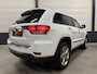 Jeep Grand Cherokee 3.6 V6 Overland PANO/LUCHTVERING/TREKHAAK/LEER+VENTILATIE/ACC/CAMERA/20"LMV/1E EIGENAAR/VOLLEDIGE HISTORIE/UNIEKE AUTO/TOPCONDITIE/ABSOLUTE NIEUWSTAAT