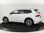 Volkswagen Tiguan Allspace 1.5 TSI R Line | Stoelverwarming | Camera | Adaptive cruise | Carplay | Navigatie | Full LED | 20'' | Keyless | Park Assist