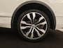 Volkswagen Tiguan Allspace 1.5 TSI R Line | Stoelverwarming | Camera | Adaptive cruise | Carplay | Navigatie | Full LED | 20'' | Keyless | Park Assist