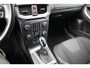 Volvo V40 T3 Automaat Momentum | Trekhaak | Dealer onderhouden | 17" velgen