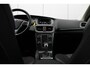 Volvo V40 T3 Automaat Momentum | Trekhaak | Dealer onderhouden | 17" velgen