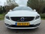 Volvo V60 2.4 D5 Twin Engine Special Edition Automaat / Leder / 18" Velgen / Navi / Clima / Stoelverwarming / Key-Less / PDC / LED