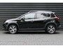 Peugeot 2008 1.2 PURETECH 130PK ALLURE / NAVI / LEDER / LED / PDC / CLIMA / 17"LMV / CAMERA / PANO.DAK / WINTERPAKKET / BLUETOOTH / CRUISECONTROL / 2E EIGENAAR / SCHITTERENDE STAAT !!
