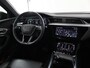 Audi e-tron Sportback 55 quattro S Line 95 kWh | SOH 97,6% | Panoramadak | Digitaal Dashboard | Sportstoelen Ele.verstelbaar + Geheugen | HUD | 360 Camera | DAB | Adaptieve Cruise Control | Ele. kofferdeksel | Audi eCare tot 8-2028 |