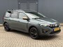 Dacia Jogger 1.6 Hybrid 140 Extreme 7p. Automaat / 7- persoons / Pack Assist / Achteruitrijcamera / Verwarmde voorstoelen / Automatische airco
