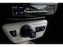 Toyota Prius 1.8 Dynamic | Trekhaak | Dodehoek detectie | Stoelverwarming | Head-up display | Keyless | Adaptive Cruise | Clima | LED | 17 inch