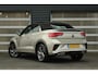 Volkswagen T-Roc Cabrio 1.5 TSI 150pk DSG7 R-Line | Trekhaak Afneembaar | Dodehoek Detectie | Stoelverwarming