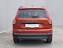 Dacia Jogger 1.6 Hybrid 140 Extreme 7p. Automaat / 7- persoons / Pack Assist / Achteruitrijcamera / Verwarmde voorstoelen / Automatische airco