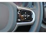 Volvo XC60 T6 Recharge AWD Plus Black Edition - Panorama/schuifdak - IntelliSafe Assist & Surround - 360º Camera - Harman/Kardon audio - Adaptieve LED koplampen - Verwarmde voorstoelen, stuur & achterbank - Parkeersensoren voor & achter - Elektr. bedienb. voorstoelen met geheugen - Draadloze tel. lader - Extra getint glas - 21' LMV